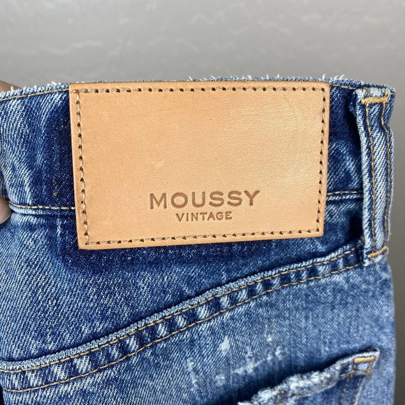 Moussy Vintage Distressed High Rise Tapered Jeans Size 26 - Picture 6 of 9